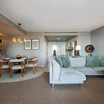 Luxury Oceanfront At Reid's Gardens Funchal