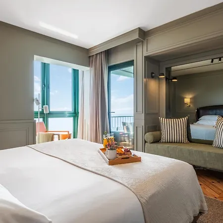 Luxury Oceanfront At Reid's Gardens