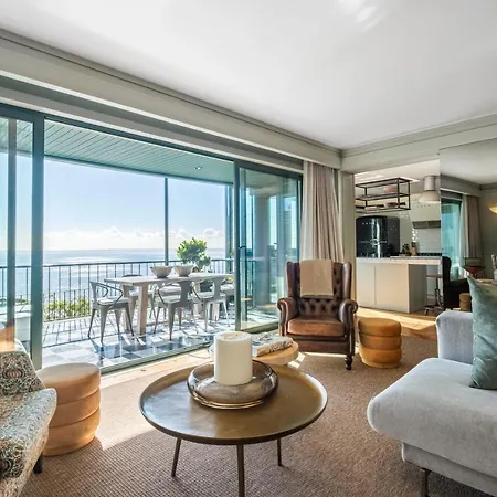 Luxury Oceanfront At Reid's Gardens Funchal (Madeira)