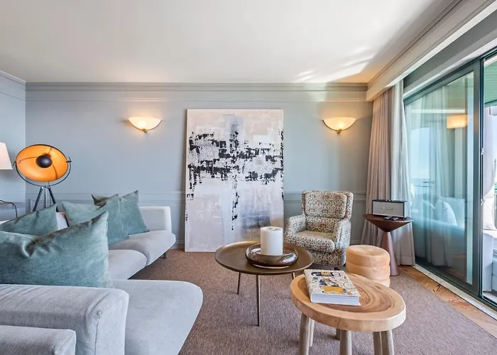 Luxury Oceanfront At Reid's Gardens