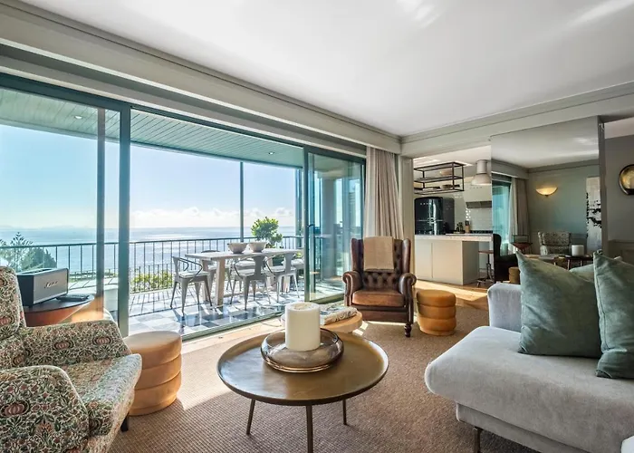 Luxury Oceanfront At Reid's Gardens Funchal (Madeira)