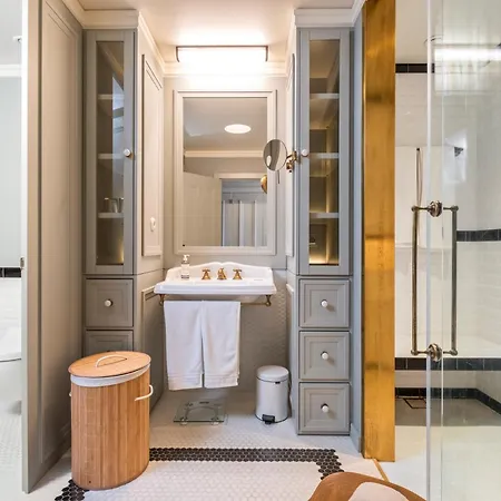 Luxury Oceanfront At Reid's Gardens *